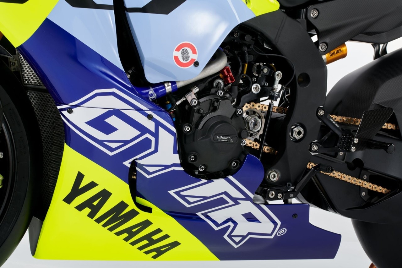 Yamaha R Gytr Vr Valentino Con Una R Special Dueruote