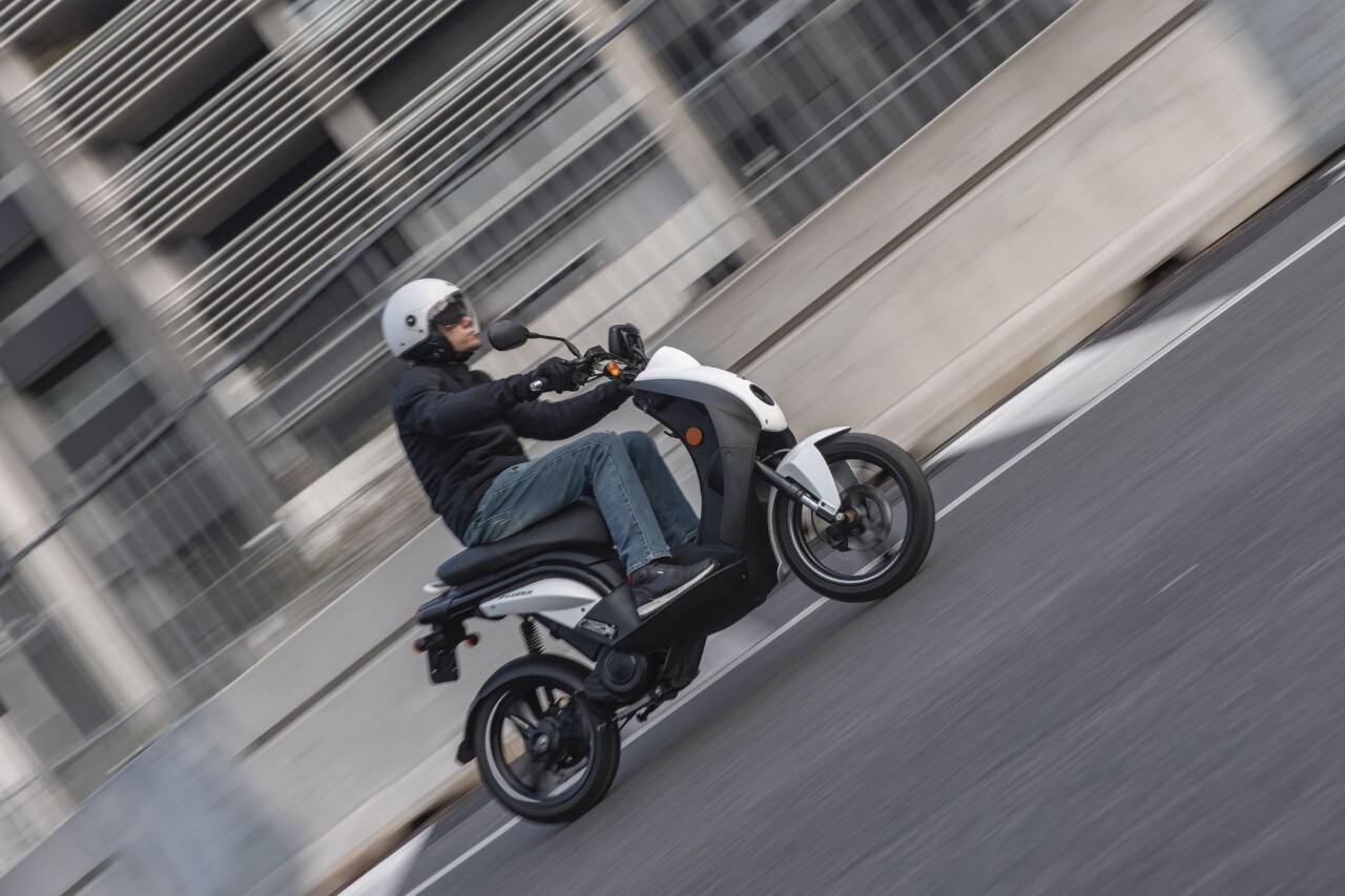 Peugeot E Ludix La Prova Il Prezzo L Autonomia Dello Scooter