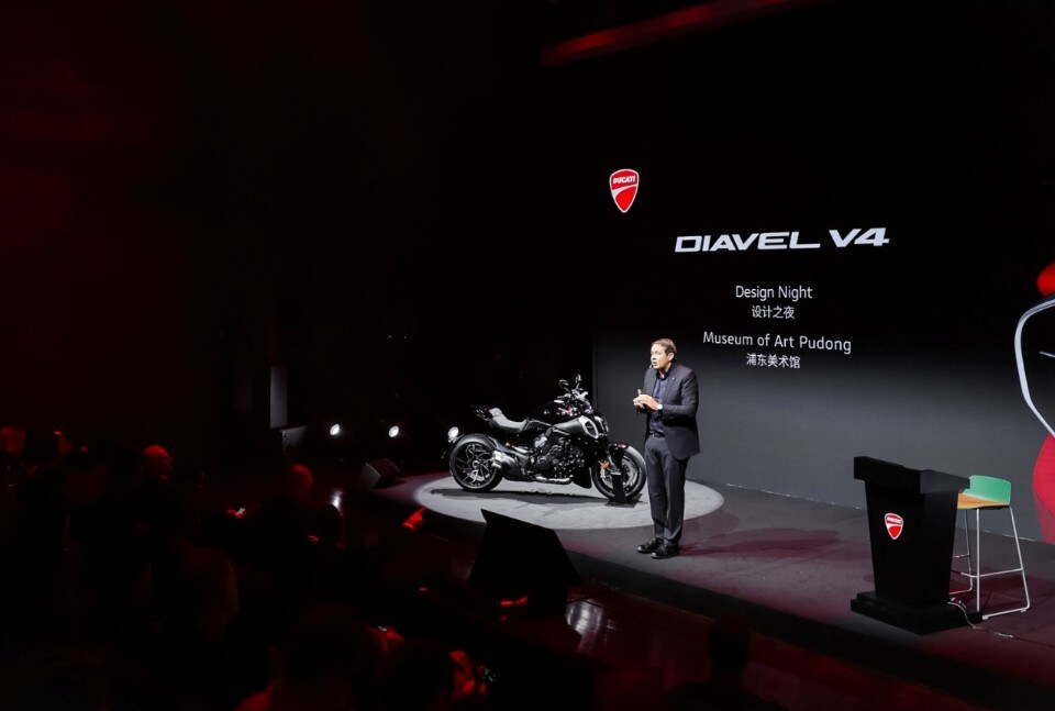 Ducati Presenta In Cina La Diavel V4 Dueruote