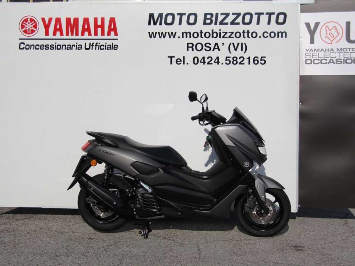 Annuncio Moto Yamaha Nmax A Ros Usato Dueruote