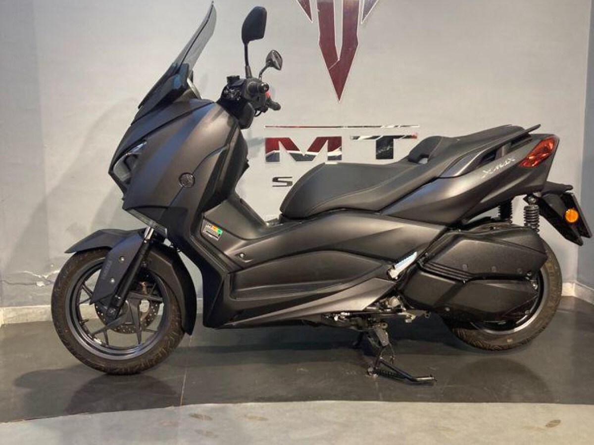 Annuncio Moto Yamaha X Max Iron Max Abs A Rodi Garganico Usato