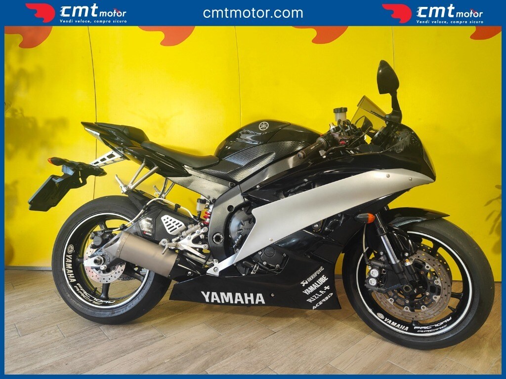 Annuncio Moto Yamaha Yzf R A Genova Usato Dueruote