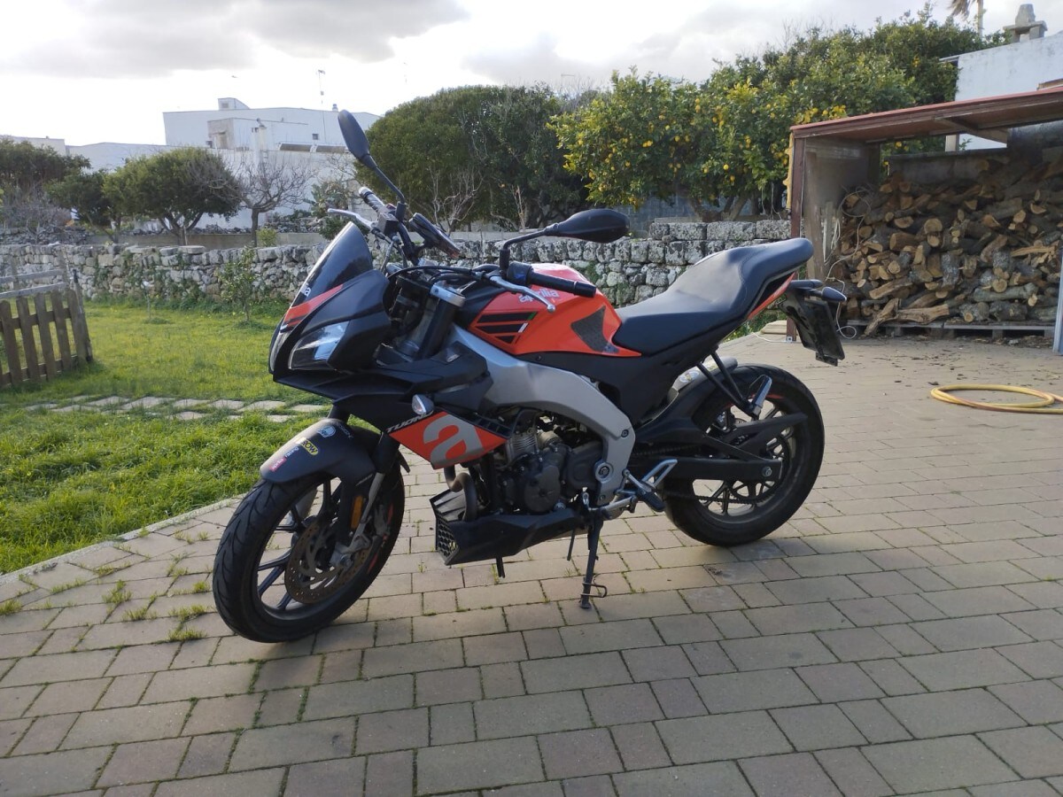 Annuncio Moto Aprilia Tuono 125 ABS Usato Dueruote