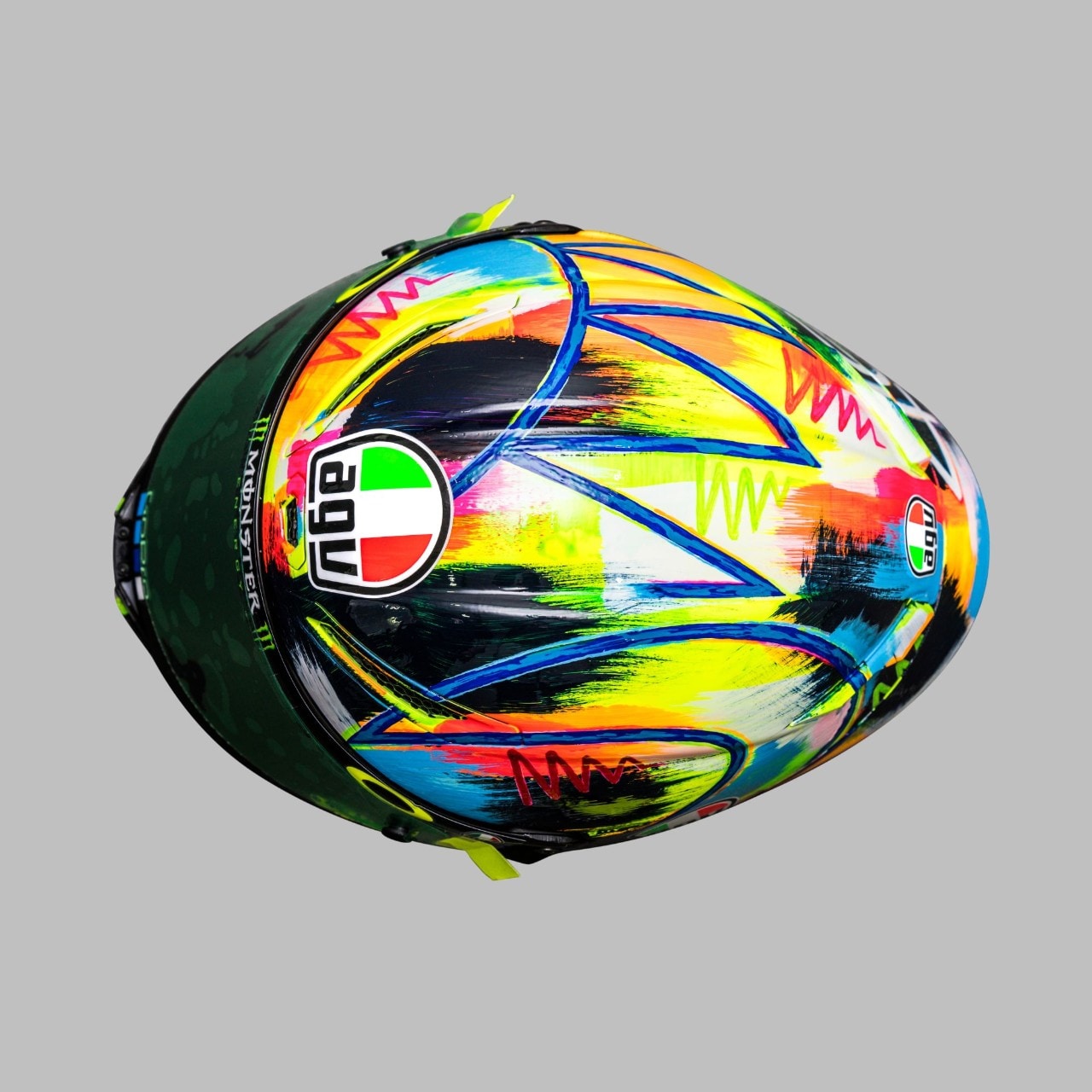 AGV Pista GP R: il casco di Valentino Rossi - Dueruote