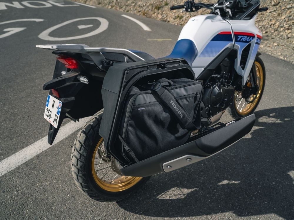 Honda XL750 Transalp, tutti gli accessori - Dueruote