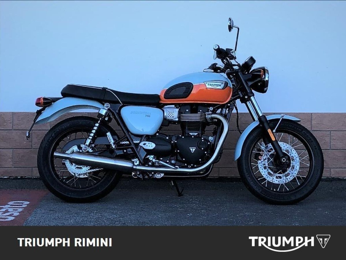 Triumph Bonneville Prezzo, Scheda tecnica e Foto - Dueruote