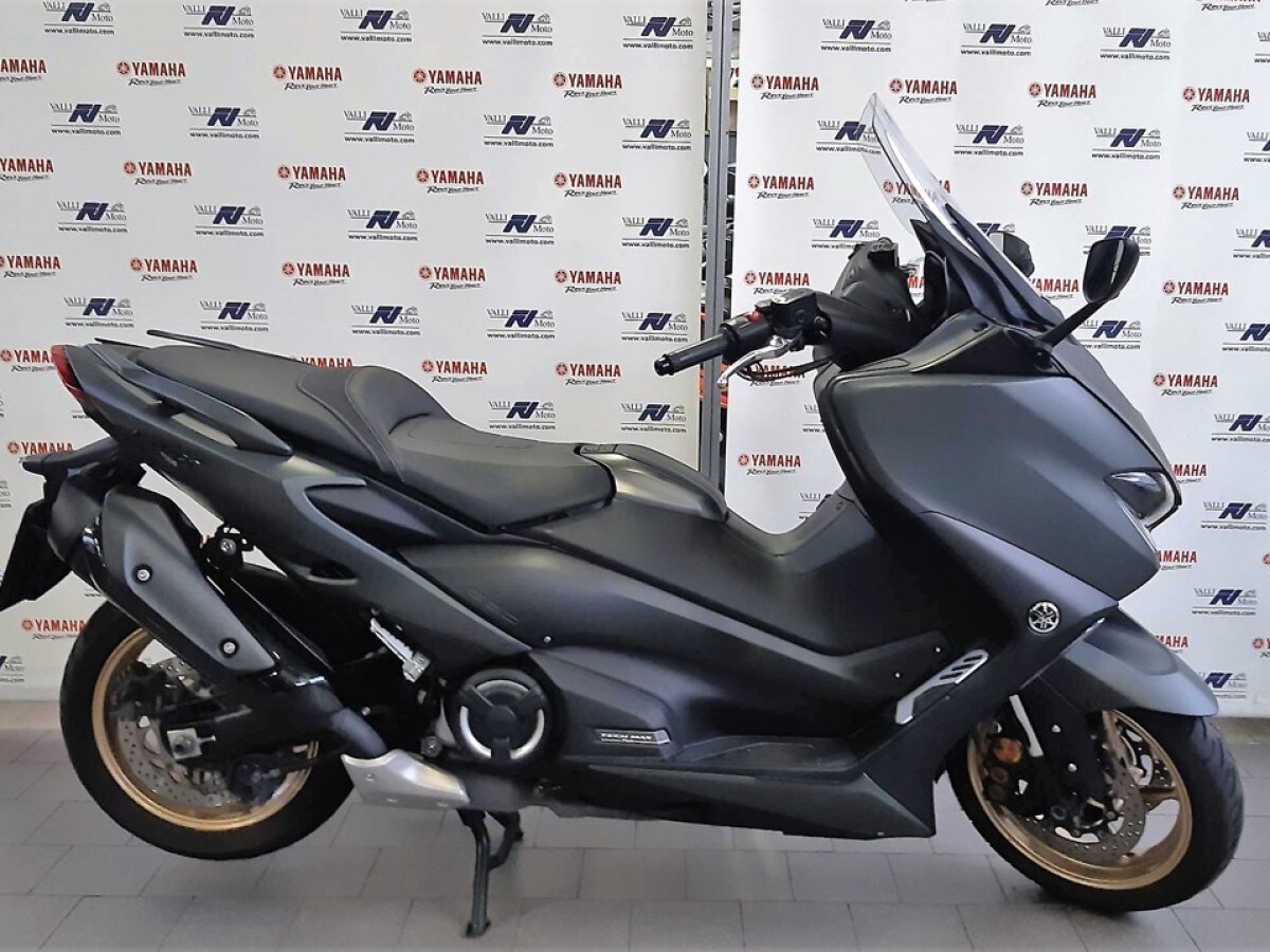 Yamaha TMAX 530 usata a Pavia per € 7.000