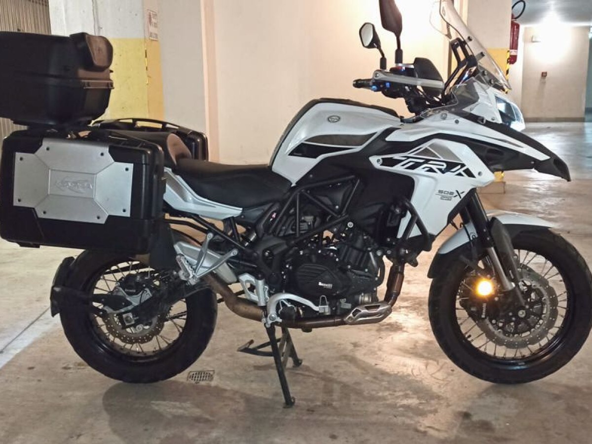 Benelli TRK 502 X Prezzo, Scheda tecnica e Foto - Dueruote