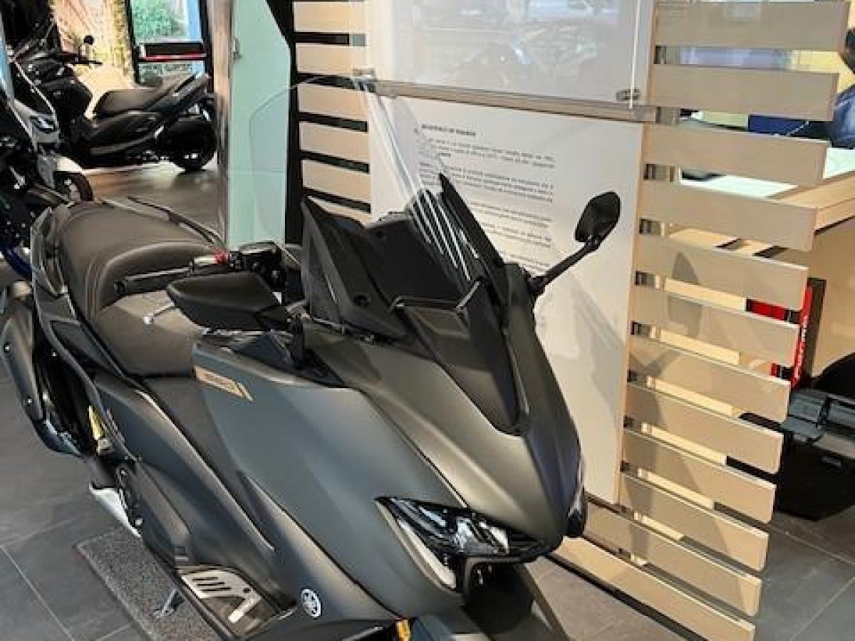 Annunci Moto Yamaha T Max usate in Lombardia a Milano e provincia - Usato  Dueruote