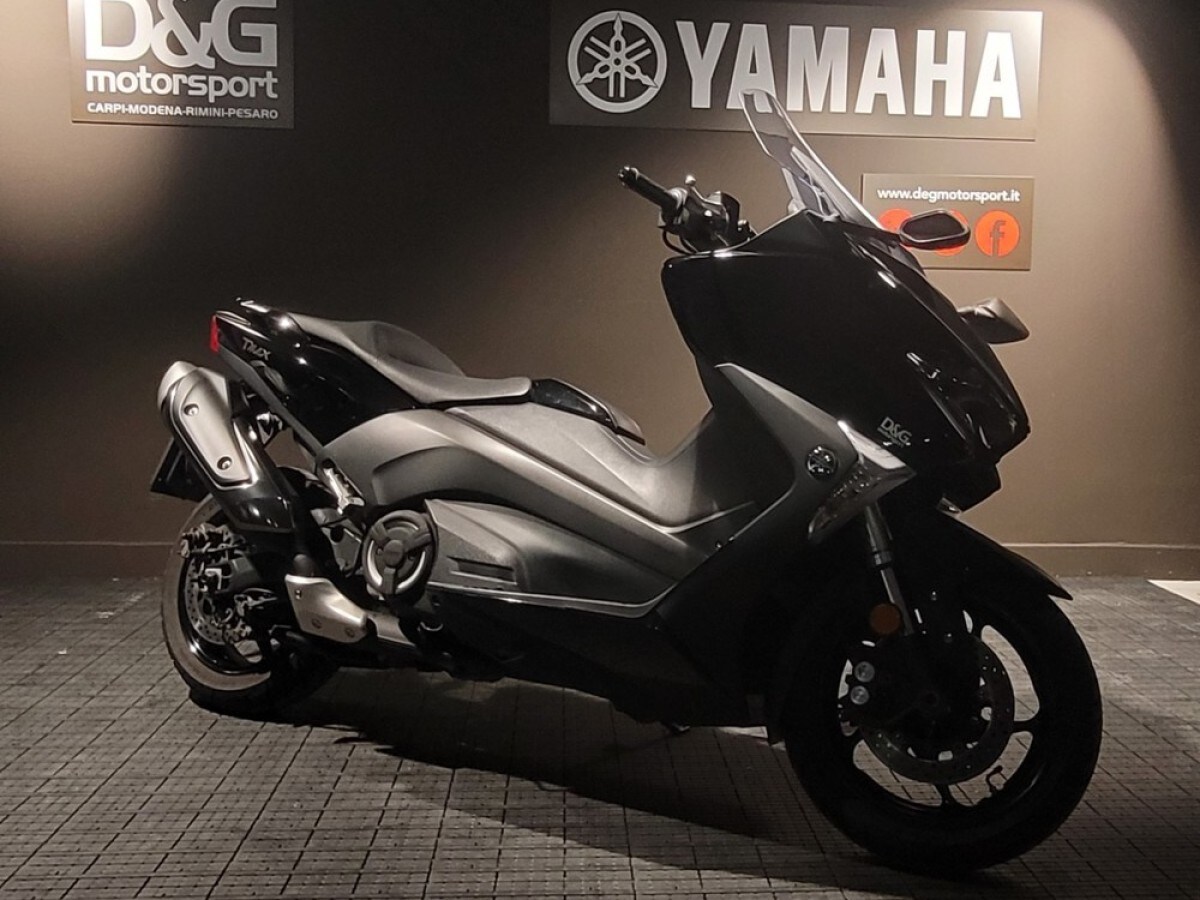 Yamaha T Max 530 ABS Prezzo, Scheda tecnica e Foto - Dueruote