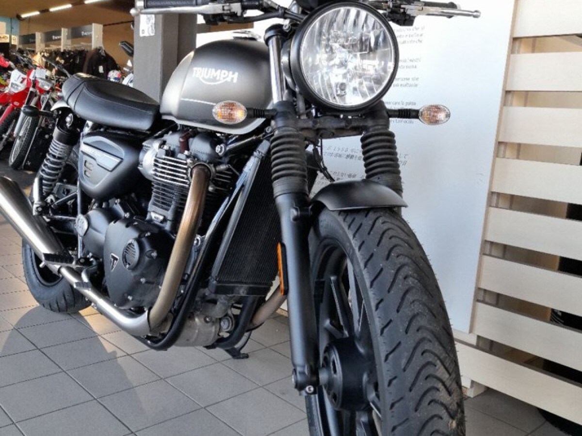 Annuncio Moto Triumph Street Twin a Alessandria – Usato Dueruote