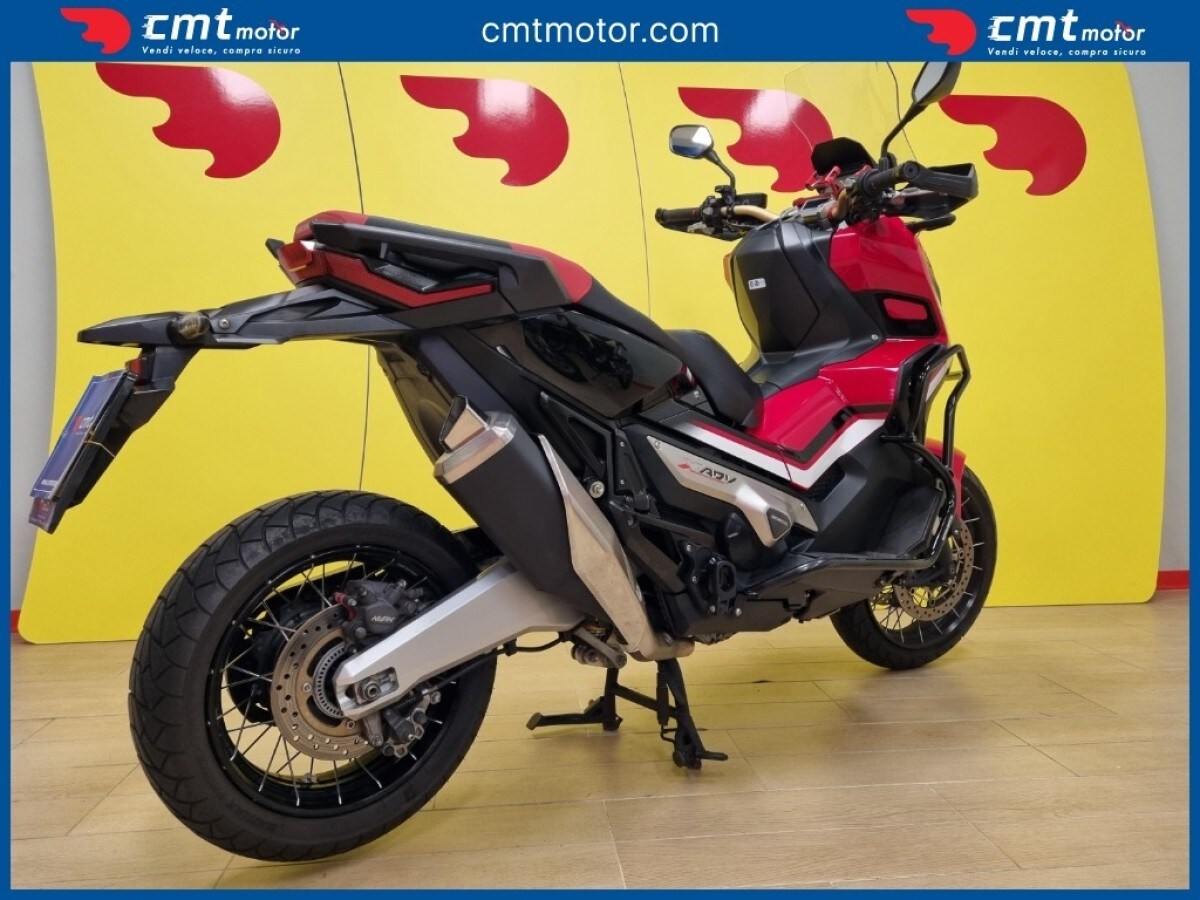 Honda Hornet Prezzo, Scheda tecnica e Foto - Dueruote